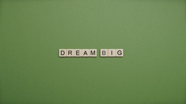 
为了梦想努力前行的句子
-文案区
-第2
张图片